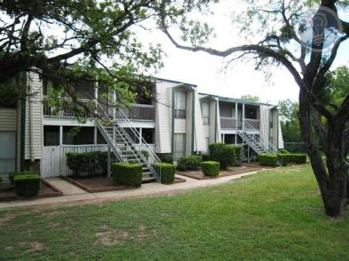 Cheap Austin Apartment, North Central Location, $475 WILL WORK WITH BAD CREDIT!